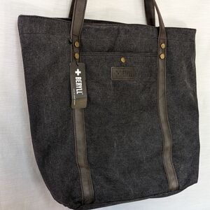 NWT Beryll‎ Distressed Canvas Tote